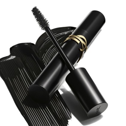 ysl_dmi_maky_lash-clash-mascara_digital-still-life_crossed-packshot_brush-on-texture_square_3543x3543px_rgb